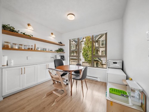186-3105 Dayanee Springs Boulevard, Coquitlam, BC 