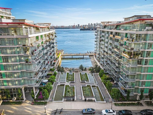 204-175 Victory Ship Way, North Vancouver, BC 