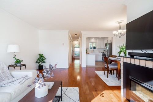 34-900 17Th Street, North Vancouver, BC 