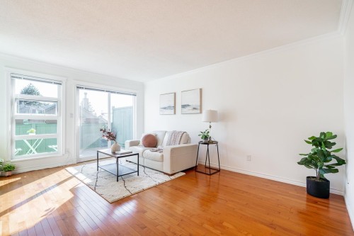34-900 17Th Street, North Vancouver, BC 