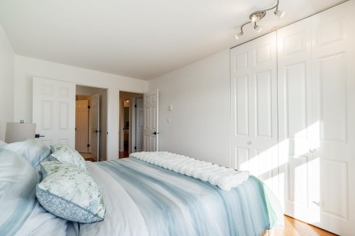 34-900 17Th Street, North Vancouver, BC 