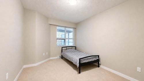 212-6828 Eckersley Road, Richmond, BC 