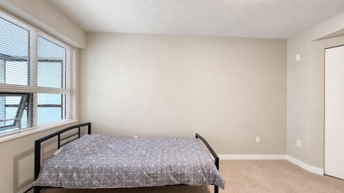 212-6828 Eckersley Road, Richmond, BC 