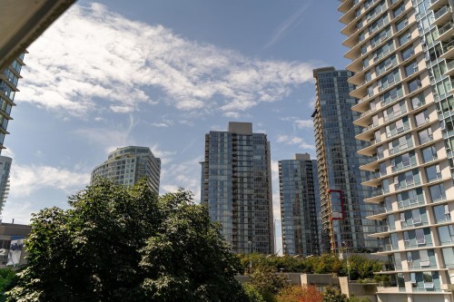 306-633 Abbott Street, Vancouver, BC 
