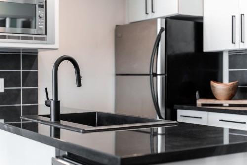 306-633 Abbott Street, Vancouver, BC 