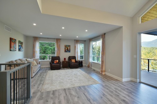 5611 Oyster Bay Road E, Garden Bay, BC 
