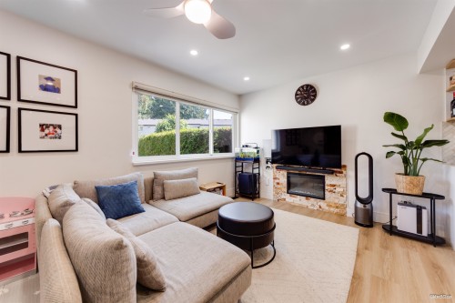 66-3433 49Th Avenue E, Vancouver, BC 
