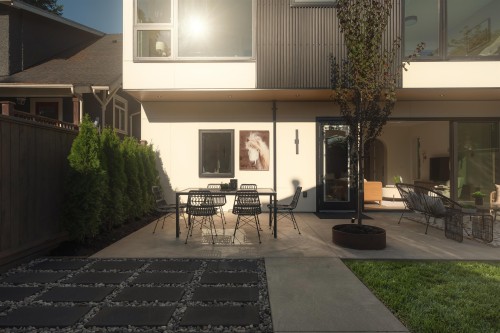 2-812 26Th Avenue E, Vancouver, BC 