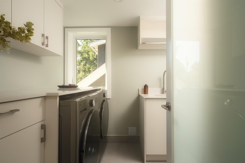 2-812 26Th Avenue E, Vancouver, BC 
