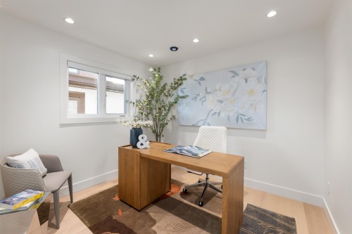 806 Montroyal Boulevard, North Vancouver, BC 