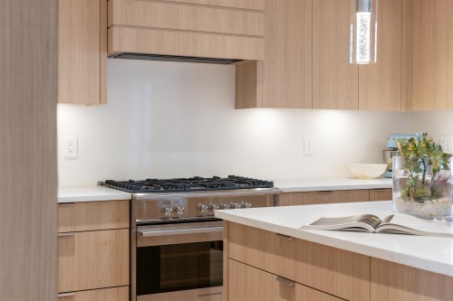 806 Montroyal Boulevard, North Vancouver, BC 