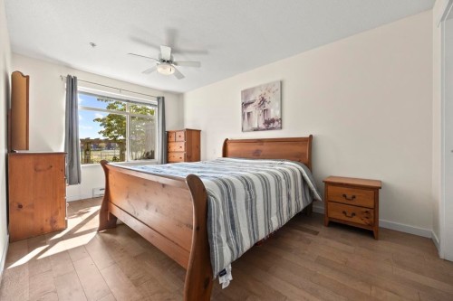 108-9299 Tomicki Avenue, Richmond, BC 