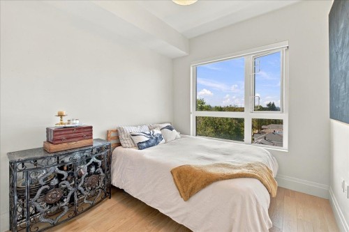 602-2550 Garden Drive, Vancouver, BC 