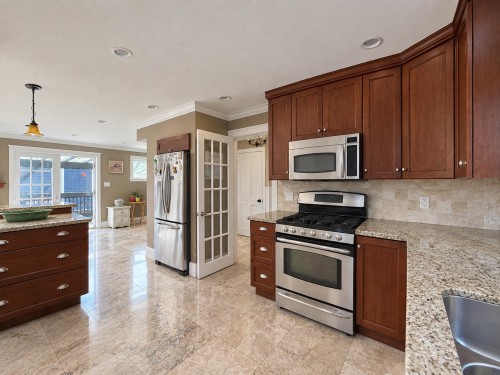2718 Byron Place, North Vancouver, BC 