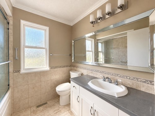 2718 Byron Place, North Vancouver, BC 
