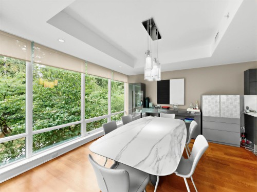 303-5838 Berton Avenue, Vancouver, BC 