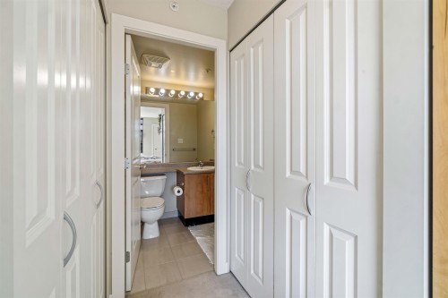 805-5380 Oben Street, Vancouver, BC 