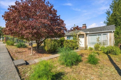 2219 25Th Avenue E, Vancouver, BC 