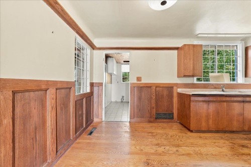 2219 25Th Avenue E, Vancouver, BC 
