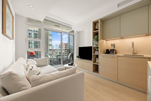 2007-1289 Hornby Street, Vancouver, BC 