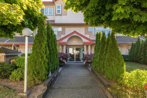 103-1644 Mcguire Avenue, North Vancouver, BC 