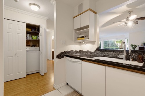 103-1644 Mcguire Avenue, North Vancouver, BC 