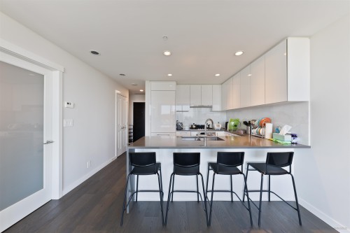 1210-3487 Binning Road, Vancouver, BC 