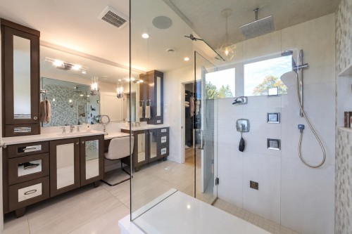 7863 Walmsley Court, Burnaby, BC 
