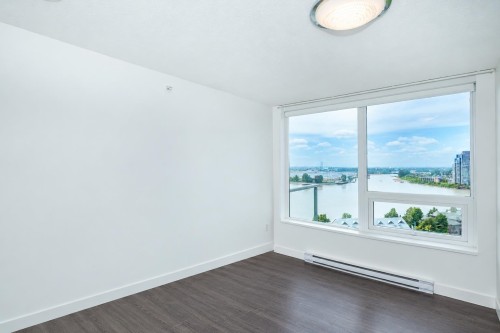1811-988 Quayside Drive, New Westminster, BC 