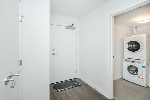 1811-988 Quayside Drive, New Westminster, BC 