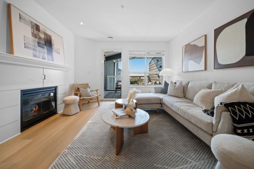 422-12931 Railway Avenue, Richmond, BC 