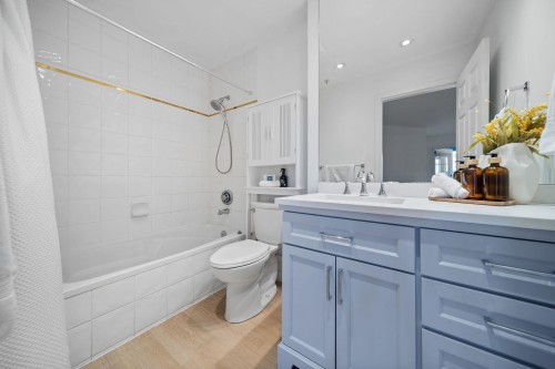 422-12931 Railway Avenue, Richmond, BC 