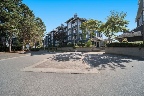 422-12931 Railway Avenue, Richmond, BC 