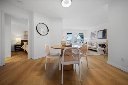 422-12931 Railway Avenue, Richmond, BC 