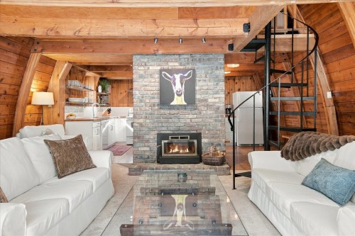 9226 Emerald Drive, Whistler, BC 