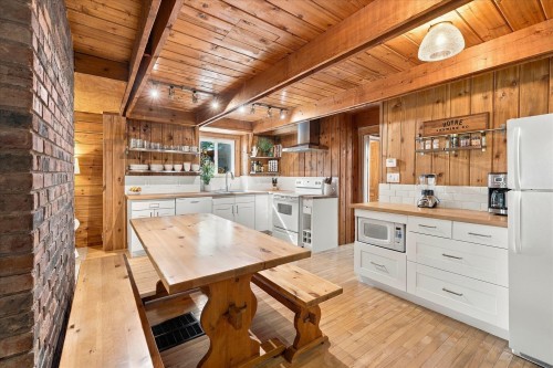 9226 Emerald Drive, Whistler, BC 