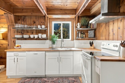 9226 Emerald Drive, Whistler, BC 