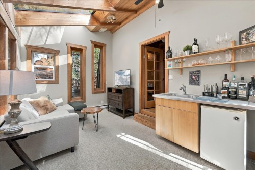 9226 Emerald Drive, Whistler, BC 