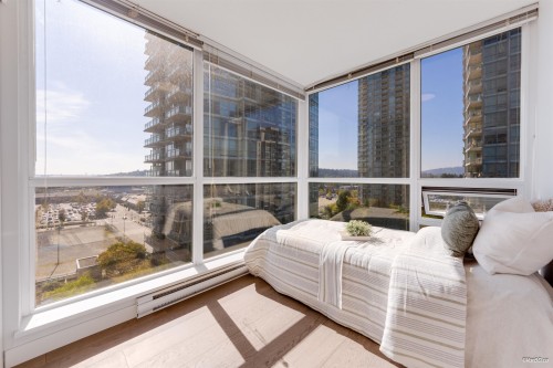 1106-2978 Glen Drive, Coquitlam, BC 