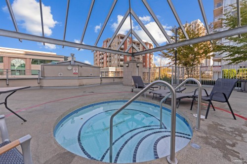 1106-2978 Glen Drive, Coquitlam, BC 