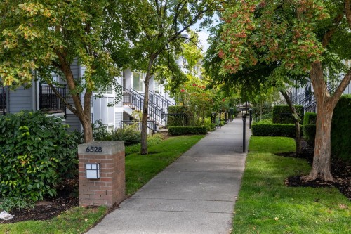 56-6528 Denbigh Avenue, Burnaby, BC 