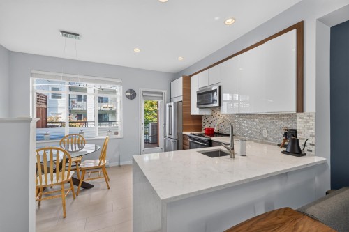 56-6528 Denbigh Avenue, Burnaby, BC 