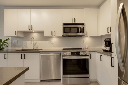 234-735 15Th Street W, North Vancouver, BC 