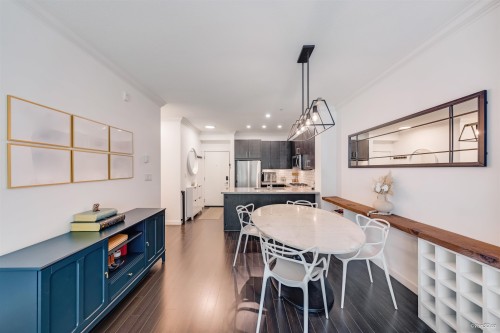 319-119 22Nd Street W, North Vancouver, BC 