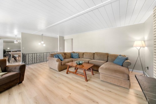 2763 Violet Street, North Vancouver, BC 