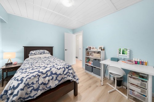2763 Violet Street, North Vancouver, BC 