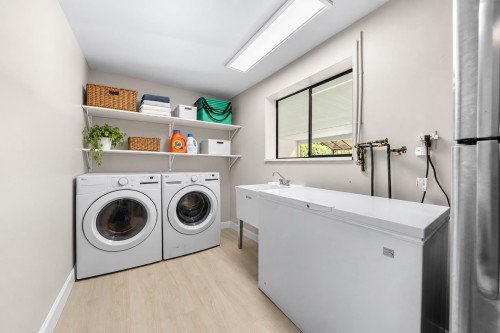 2763 Violet Street, North Vancouver, BC 