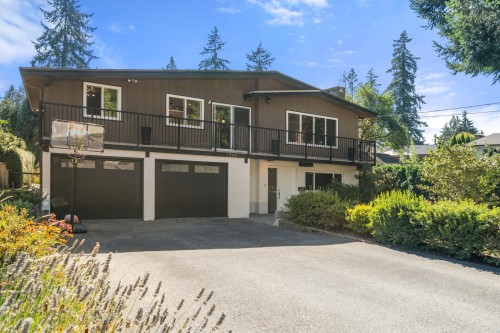 2763 Violet Street, North Vancouver, BC 