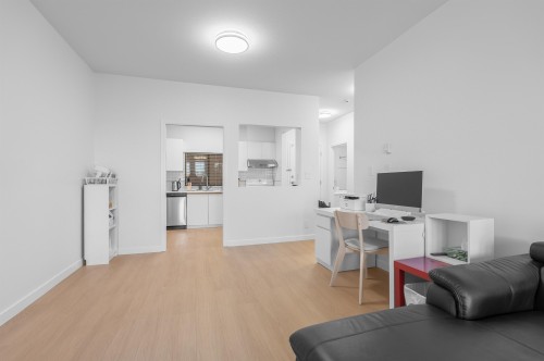 202-7300 Gilbert Road, Richmond, BC 