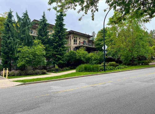 317-1633 Mackey Avenue, North Vancouver, BC 